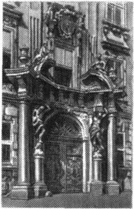 К ст. <strong>Барокко</strong>. Портал дворца Даун-Кински в Вене (арх. И. Л. Хильдебрандт, Ав</center>
                        <span class=